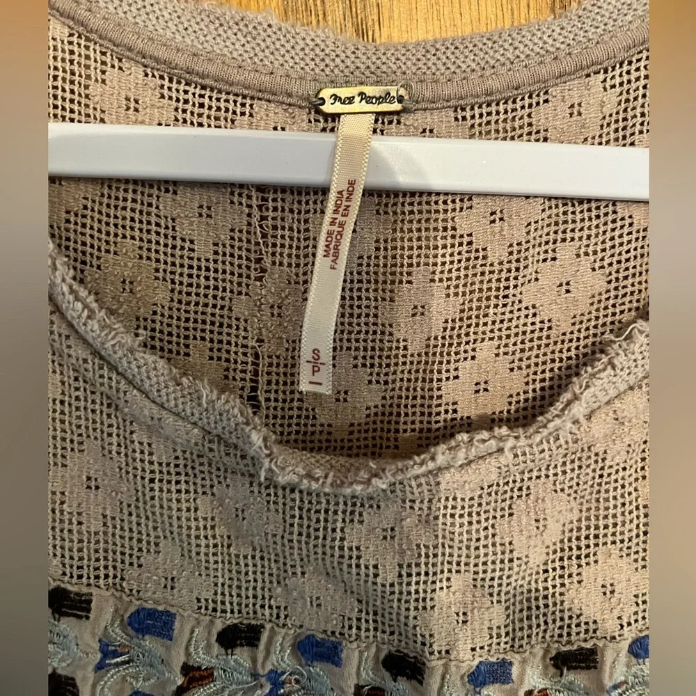 Free People 🌟HP🌟Petit Small Top - Picture 4 of 4